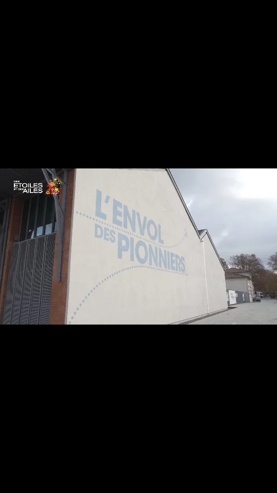 💫 Un aperçu du festival aérospatial des étoiles et des ailes qui a eu lieu le week-end dernier.

🌠 Nous tenons à remercier à nouveau nos partenaires, nos exposants, nos bénévoles et le public étant venu profiter de la magie de cet évènement ! Tout comme notre comité d'organisation !

✈️ À bientôt en 2026 pour notre meeting aérien à Carcassonne !

@arthur.penot @lenvolpionniers 
#festivalaerospatial 
#toulouse