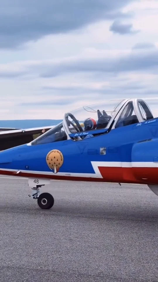 ✈️ ILS ONT GAGNÉ LEURS PLACES POUR LE MEETING AÉRIEN DE CARCASSONNE ! ✈️

🚁 C'est encore un peu Noël pour nos gagnants parmi plus de 900 followers de l'association Des Etoiles et des Ailes (sans compter ceux de LinkedIn, Facebook et Tiktok).

🎊 Vous avez été nombreux à participer à notre concours pour gagner des places pour le 2ė meeting aérien, à l'Aéroport Sud de France Carcassonne, les 26 et 27 septembre 2026. 

🥇👏 Voici les heureux gagnants :
@juliengarrigues__
@ktykty
@skychaser.evann
@mamsphotography_
@ilann031

Merci de nous confirmer en MP votre intérêt pour le meeting aérien de Carcassonne.

🎟️ Vous recevrez ensuite chacun une place, lors du lancement de la billetterie officielle, au printemps 2026.

📢 D'ici là, que vous ayez gagné ou pas, restez attentifs ou abonnez-vous à notre page @assodesetoilesetdesailes pour découvrir régulièrement des news, bons plans et surprises sur le prochain meeting. 

🗓️ Avec 3 mois d'avance sur le planning 2024, on avance bien pour faire encore mieux ! Vivement septembre 2026 ! 

🎥 On vous offre une vidéo du meeting 2024... Merci à Arthur Penot (@arthur.penot), un de nos vidéastes !